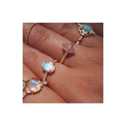Anillo Cristal Rosa Forma Cuarzo