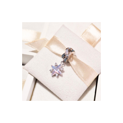 Charm Estrella Tornasol Brillante