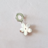 Charm Flor Colores Pasteles y Mariposa