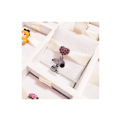 Charm Snoopy Corazón Rojo